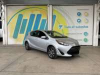 Toyota Prius 2019 5p C Hibrido L4/1.5/Aut 2019 Toyota Prius Venta Exteriores 3