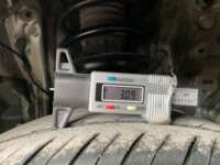 Toyota Prius 2019 5p C Hibrido L4/1.5/Aut 2019 Toyota Prius Venta Llantas 12