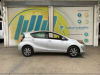 Toyota Prius 2019 5p C Hibrido L4/1.5/Aut 2019 Toyota Prius Venta Exteriores 4