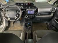 Toyota Prius 2019 5p C Hibrido L4/1.5/Aut 2019 Toyota Prius Venta Interiores 4