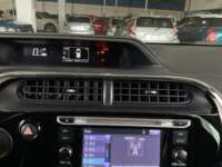 Toyota Prius 2019 5p C Hibrido L4/1.5/Aut 2019 Toyota Prius Venta Interiores 8