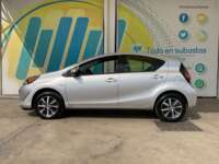 Toyota Prius 2019 5p C Hibrido L4/1.5/Aut 2019 Toyota Prius Venta Exteriores 8