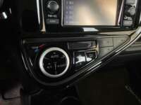 Toyota Prius 2019 5p C Hibrido L4/1.5/Aut 2019 Toyota Prius Venta Interiores 9