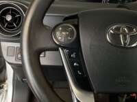 Toyota Prius 2019 5p C Hibrido L4/1.5/Aut 2019 Toyota Prius Venta Interiores 6