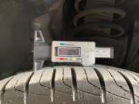 Toyota Prius 2019 5p C Hibrido L4/1.5/Aut 2019 Toyota Prius Venta Llantas 3