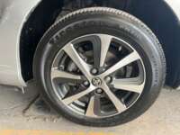 Toyota Prius 2019 5p C Hibrido L4/1.5/Aut 2019 Toyota Prius Venta Llantas 1