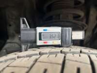 Toyota Prius 2019 5p C Hibrido L4/1.5/Aut 2019 Toyota Prius Venta Llantas 3