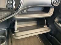 Toyota Prius 2019  2019 Toyota Prius Venta Interiores 19