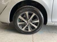 Toyota Prius 2019  2019 Toyota Prius Venta Llantas 1