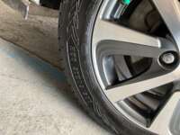 Toyota Prius 2019  2019 Toyota Prius Venta Llantas 2