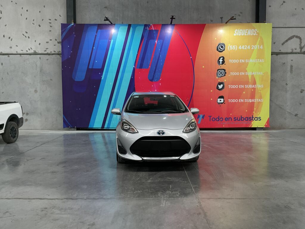 Toyota Prius 2021 5p Base Hibrido L4/1.8 Aut 2021 Toyota Prius Venta Exteriores 2