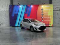 Toyota Prius 2021 5p Base Hibrido L4/1.8 Aut 2021 Toyota Prius Venta Exteriores 3