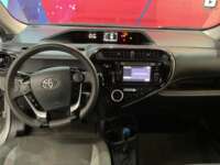 Toyota Prius 2021 5p Base Hibrido L4/1.8 Aut 2021 Toyota Prius Venta Interiores 1