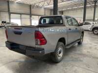 Toyota Hilux 2019 4p Doble Cabina Base L4/2.7 Man  2019 Toyota Hilux Ingreso Exteriores 5