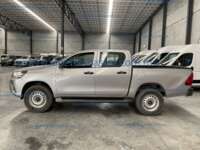 Toyota Hilux 2019 4p Doble Cabina Base L4/2.7 Man  2019 Toyota Hilux Ingreso Exteriores 8