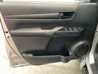 Toyota Hilux 2019 4p Doble Cabina Base L4/2.7 Man  2019 Toyota Hilux Venta Interiores 12