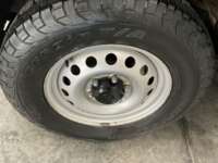 Toyota Hilux 2019 4p Doble Cabina Base L4/2.7 Man  2019 Toyota Hilux Venta Llantas 1