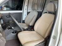 Chevrolet Tornado 2023 5p Van LS L4/1.5 Man 2023 Chevrolet Tornado Venta Interiores 13