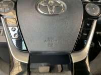 Toyota Prius 2018 5p C Híbrido L4/1.5 Aut 2018 Toyota Prius Venta Interiores 14