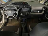 Toyota Prius 2018 5p C Híbrido L4/1.5 Aut 2018 Toyota Prius Venta Interiores 4