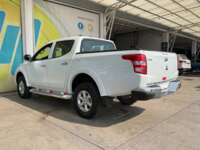 Mitsubishi L200 2019 4p Doble Cabina L4/2.4 Man 2WD 2019 Mitsubishi L200 Venta Exteriores 7