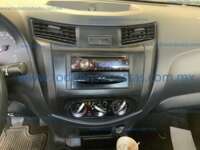 Nissan NP300 Pick Up 2020 2p L4/2.4 Man A/C 2020 Nissan NP300 Pick Up Ingreso Interiores 2