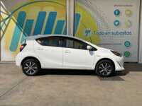 Toyota Prius 2021 5p C Híbrido L4/1.5 Aut 2021 Toyota Prius Venta Exteriores 4