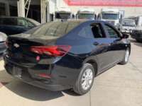 Chevrolet Onix 2025 4p LT L3/1.0 Man  IMG_3837