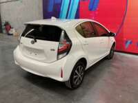 Toyota Prius 2021 5p Base Hibrido L4/1.8 Aut 2021 Toyota Prius Venta Exteriores 7