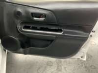 Toyota Prius 2021 5p Base Hibrido L4/1.8 Aut 2021 Toyota Prius Venta Interiores 16