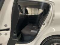 Toyota Prius 2021 5p Base Hibrido L4/1.8 Aut 2021 Toyota Prius Venta Interiores 17