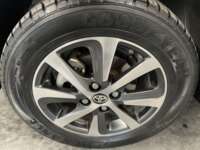 Toyota Prius 2021 5p Base Hibrido L4/1.8 Aut 2021 Toyota Prius Venta Llantas 1