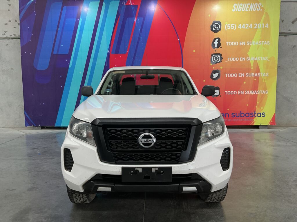 Nissan NP300 Frontier 2021 4p DC Diesel L4/2.5/T 4x4 Man 2021 Nissan NP300 Frontier Venta Exteriores 2