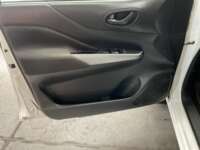 Nissan NP300 Frontier 2021 4p DC Diesel L4/2.5/T 4x4 Man 2021 Nissan NP300 Frontier Venta Interiores 13