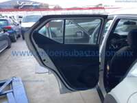 Nissan Kicks 2019 5p Sense L4/1.6 Man      2019 Nissan Kicks Ingreso Interiores 15