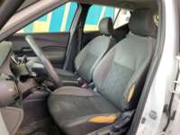 Nissan Kicks 2019 5p Sense L4/1.6 Man      2019 Nissan Kicks Venta Interiores 15