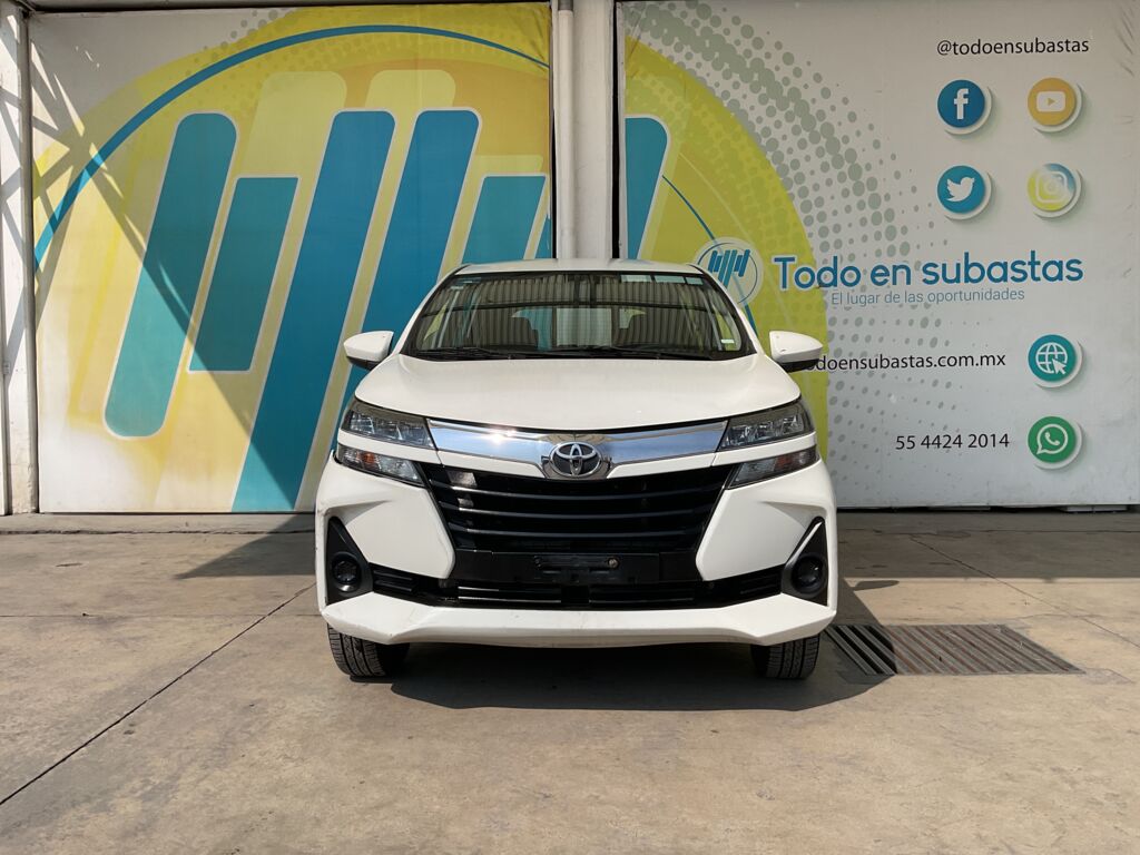 Toyota Avanza 2020 5p LE L4/1.5 Man	 2020 Toyota Avanza Venta Exteriores 2