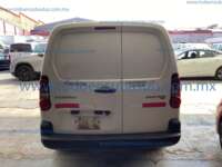 Peugeot Partner 2019 5p L4/1.6/T Diesel Man       2019 Peugeot Partner Ingreso Exteriores 5