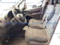 Peugeot Partner 2019 5p L4/1.6/T Diesel Man       2019 Peugeot Partner Ingreso Interiores 1