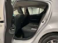 Toyota Prius 2019 5p Base CVT 2019 Toyota Prius Venta Interiores 17