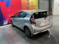 Toyota Prius 2020 5p C Híbrido L4/1.5 Aut  2020 Toyota Prius Venta Exteriores 5