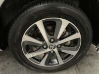 Toyota Prius 2020 5p C Híbrido L4/1.5 Aut  2020 Toyota Prius Venta Llantas 1