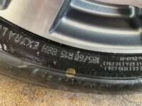 Toyota Prius 2018  2018 Toyota Prius Venta Llantas 5