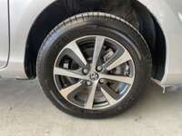 Toyota Prius 2018  2018 Toyota Prius Venta Llantas 10