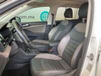 Volkswagen Taos 2024 5p Highline L4/1.4/T Tiptronic 2024 Volkswagen Taos Venta Interiores 19