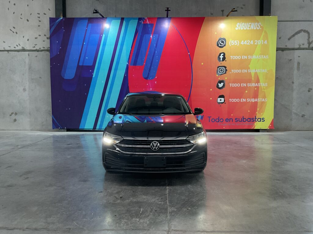 Volkswagen Jetta 2024 4p Trendline L4/1.4/T Tiptronic 2024 Volkswagen Jetta Venta Exteriores 2