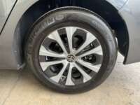 Toyota Prius 2022 5p Premium SE HEV L4/1.8 Aut 2022 Toyota Prius Venta Llantas 4