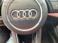 Audi A4 2022 4p Sedán 40 Select Mild Hybrid L4/2.0/T S-Tronic 2022 Audi A4 Ingreso Interiores 18