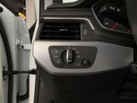 Audi A4 2022 4p Sedán 40 Select Mild Hybrid L4/2.0/T S-Tronic 2022 Audi A4 Venta Interiores 5