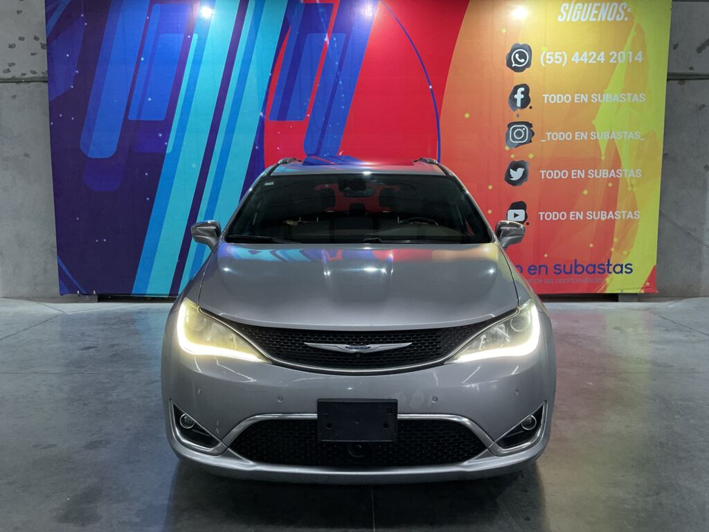 Chrysler Pacifica 2020 5p Limited L6/3.6 Aut    2020 Chrysler Pacifica Venta Exteriores 2